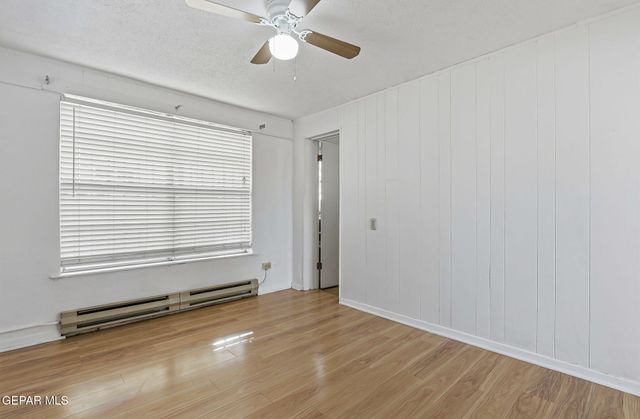 2327 E Yandell Drive, El Paso, TX 79903