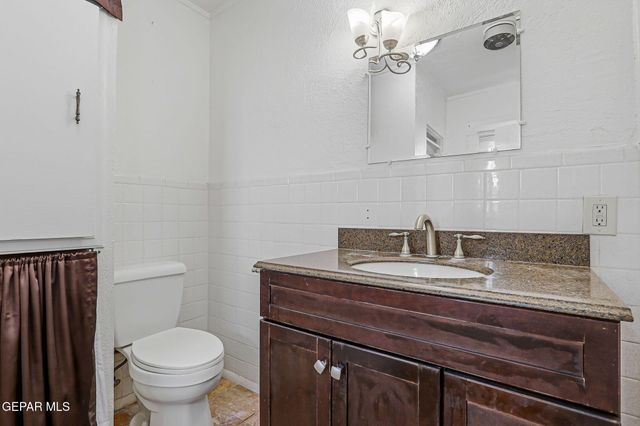 2327 E Yandell Drive, El Paso, TX 79903