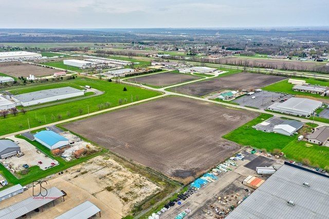 NWC E Stevenson & Mbl Drive, Ottawa, IL 61350