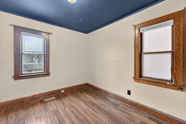 2363 S 11th STREET, Milwaukee, WI 53215