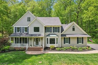 12 Valley View Dr, Lebanon Twp., NJ 07830