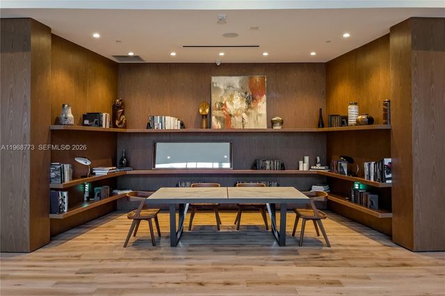 2020 N Bayshore Dr 3102, Miami, FL 33137