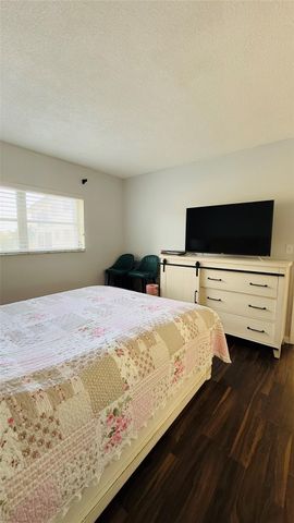 4200 Crystal Lake Drive 210, Pompano Beach, FL 33064
