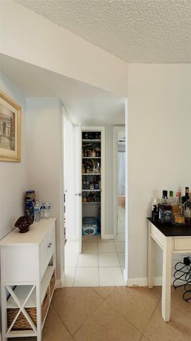 4200 Crystal Lake Drive 210, Pompano Beach, FL 33064