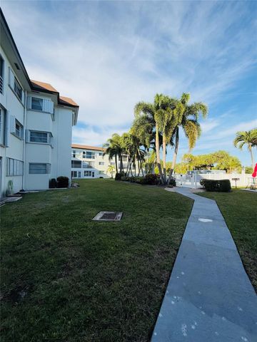 4200 Crystal Lake Drive 210, Pompano Beach, FL 33064