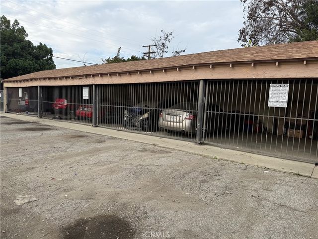 411 N Chester, Compton, CA 90221