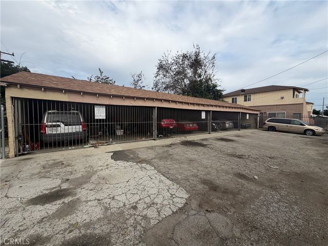 411 N Chester, Compton, CA 90221