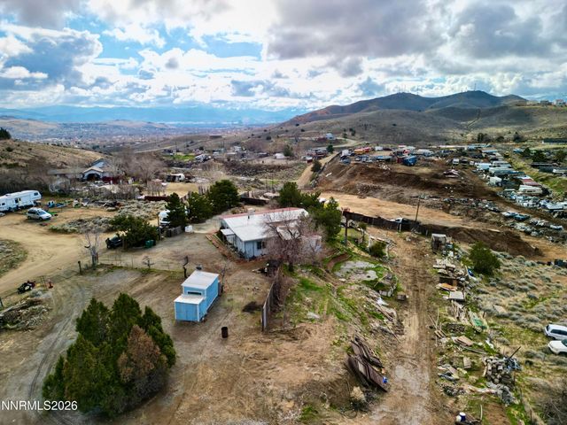 550 Quartz Lane, Sun Valley, NV 89433