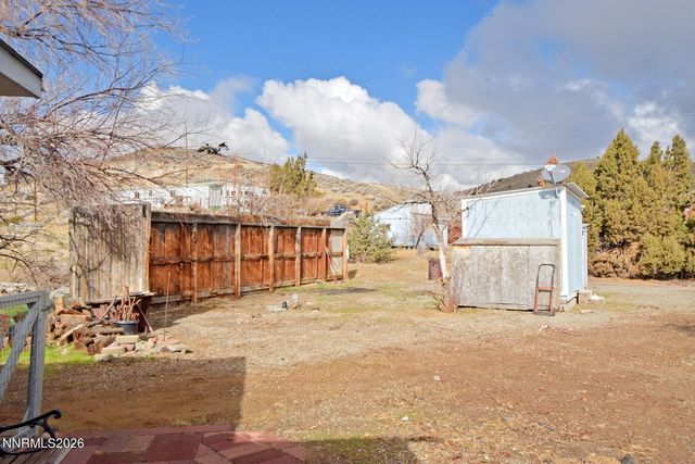 550 Quartz Lane, Sun Valley, NV 89433