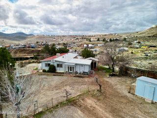 550 Quartz Lane, Sun Valley, NV 89433