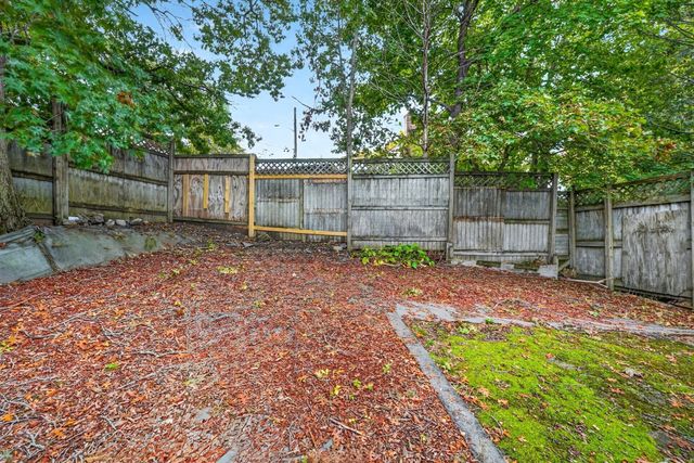 89 Dutton St, Malden, MA 02148