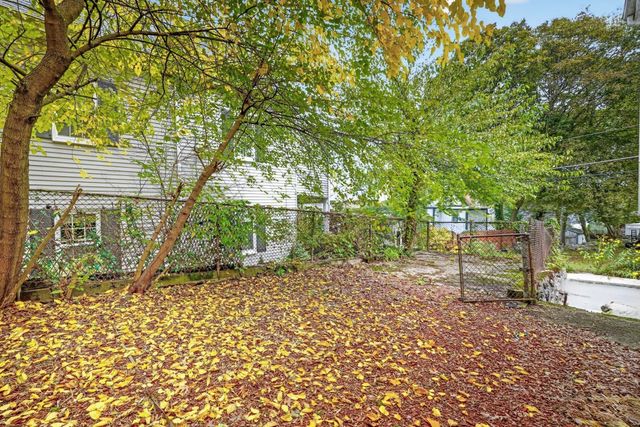 89 Dutton St, Malden, MA 02148