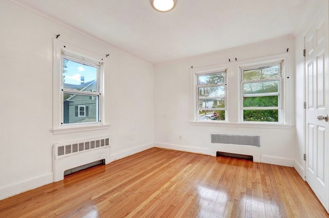 89 Dutton St, Malden, MA 02148