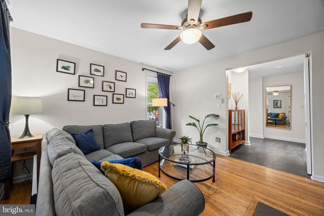 1063 W BARRE, Baltimore, MD 21230