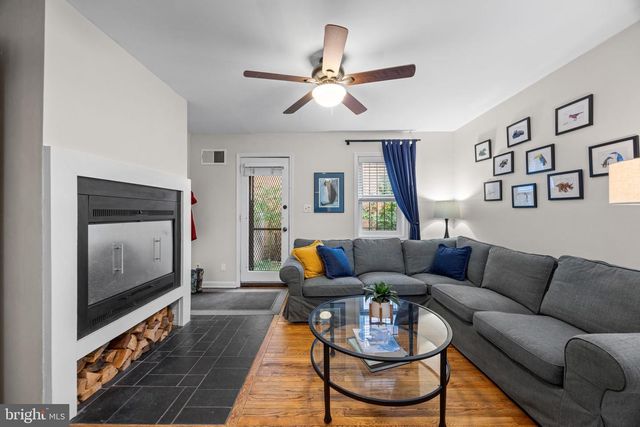 1063 W BARRE, Baltimore, MD 21230