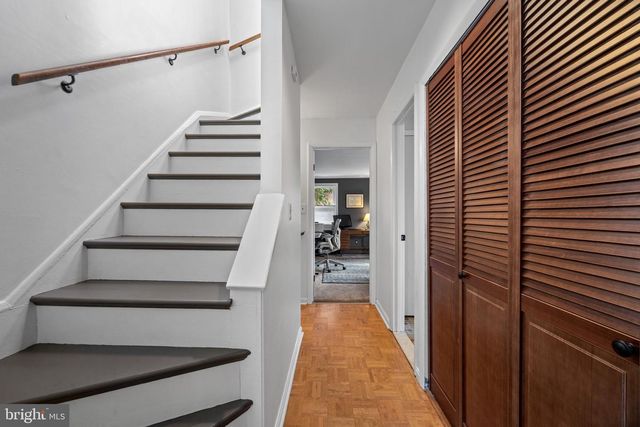 1063 W BARRE, Baltimore, MD 21230