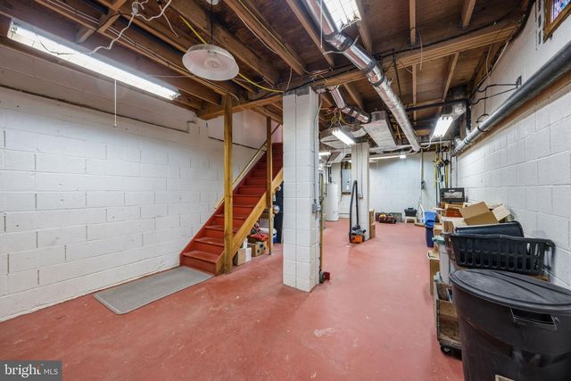 1063 W BARRE, Baltimore, MD 21230