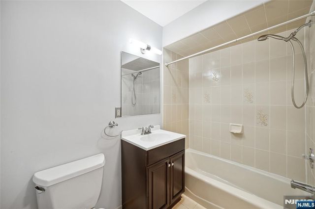70 Harristown Road 1, Fair Lawn, NJ 07410