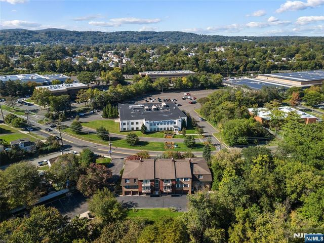 70 Harristown Road 1, Fair Lawn, NJ 07410
