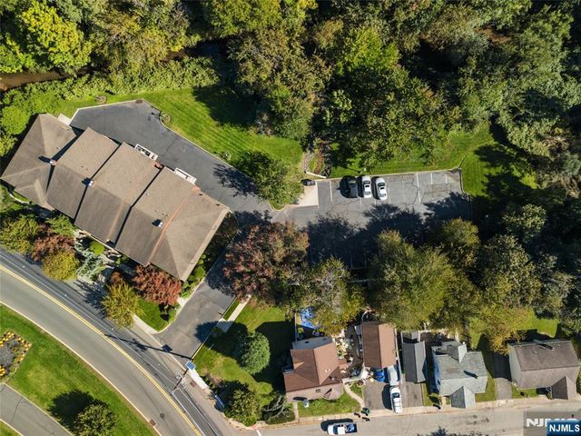 70 Harristown Road 1, Fair Lawn, NJ 07410