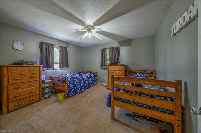 3902 Old Lexington Road, Winston-salem, NC 27107