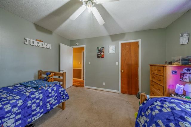 3902 Old Lexington Road, Winston-salem, NC 27107