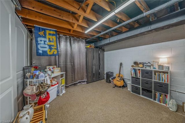 3902 Old Lexington Road, Winston-salem, NC 27107
