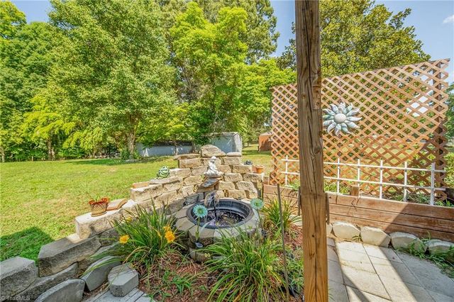 3902 Old Lexington Road, Winston-salem, NC 27107