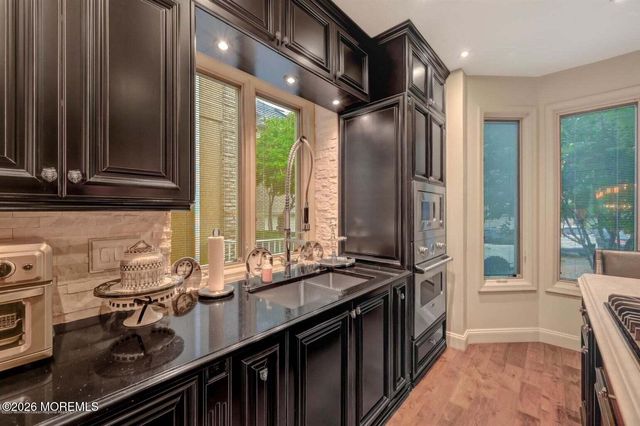 248 Navesink Court, Holmdel, NJ 07733