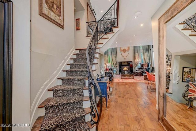 248 Navesink Court, Holmdel, NJ 07733