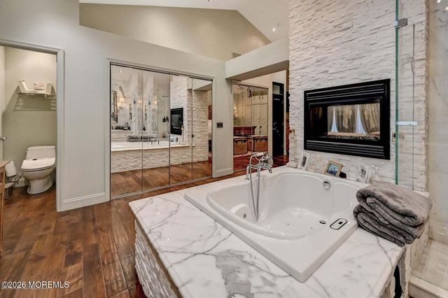 248 Navesink Court, Holmdel, NJ 07733