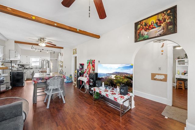 12 Richdale Ave, Everett, MA 02149