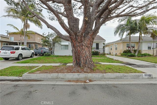 15312 Doty, Lawndale, CA 90260