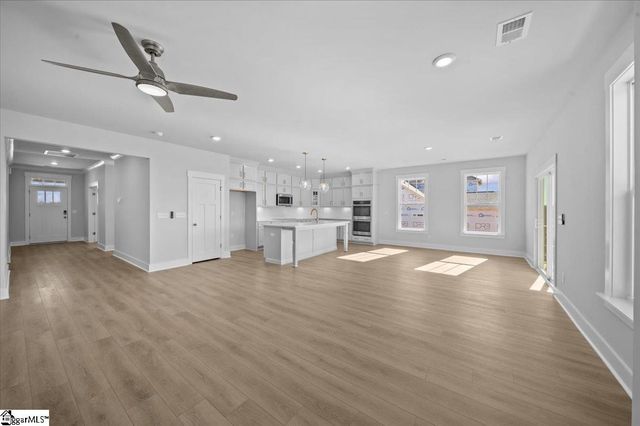 528 Winstone Trail, Woodruff, SC 29388