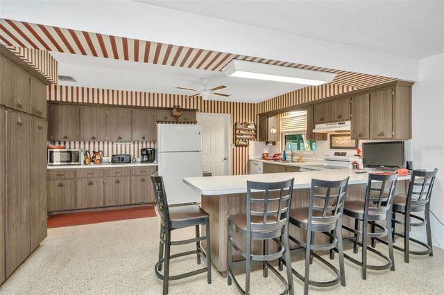 808 COULTER PL, Brandon, FL 33511