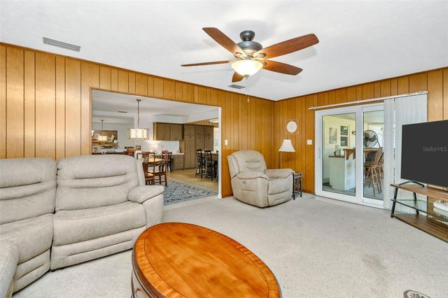 808 COULTER PL, Brandon, FL 33511