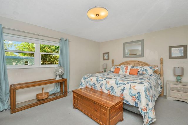 808 COULTER PL, Brandon, FL 33511