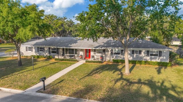 808 COULTER PL, Brandon, FL 33511