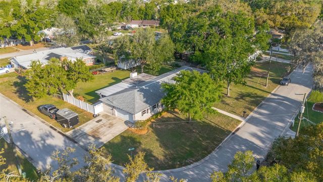 808 COULTER PL, Brandon, FL 33511
