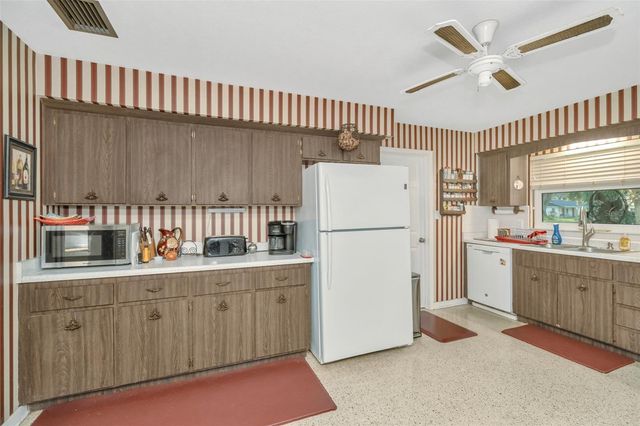 808 COULTER PL, Brandon, FL 33511