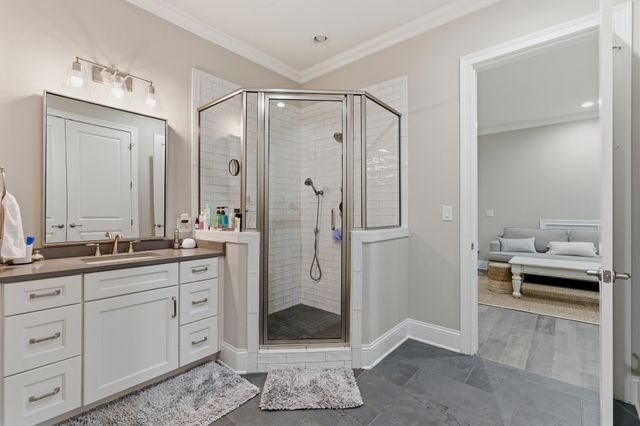 1024 Club View Dr Unit B301, Gallatin, TN 37066