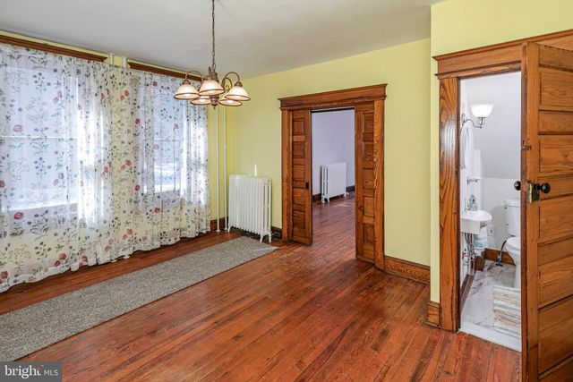 33 BREARLEY AVE, Lawrence Township, NJ 08648