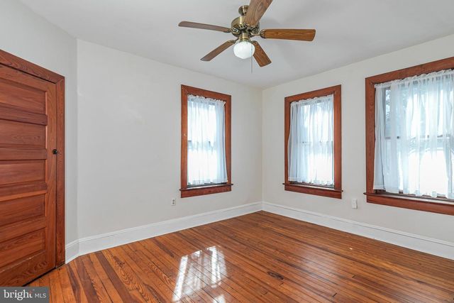 33 BREARLEY AVE, Lawrence Township, NJ 08648