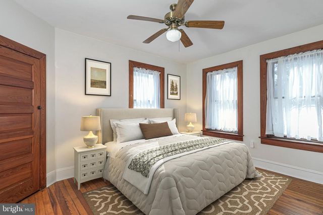 33 BREARLEY AVE, Lawrence Township, NJ 08648