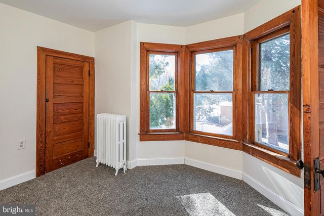 33 BREARLEY AVE, Lawrence Township, NJ 08648
