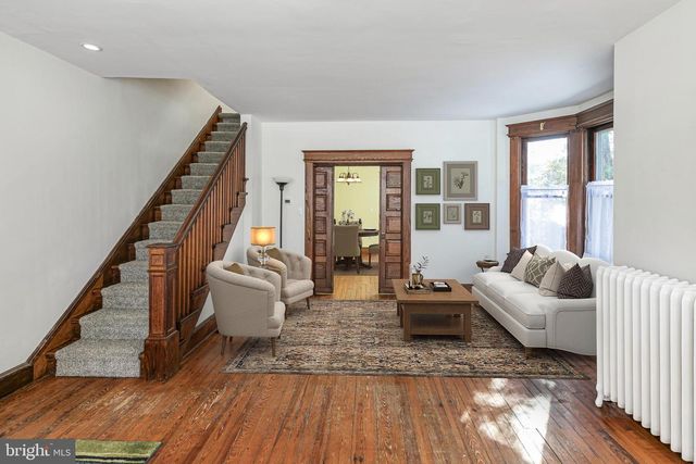 33 BREARLEY AVE, Lawrence Township, NJ 08648