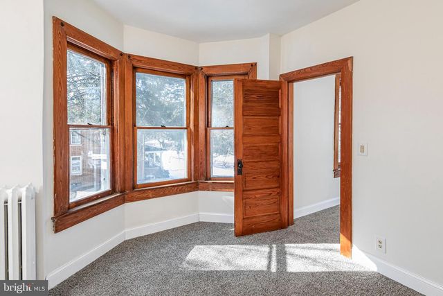 33 BREARLEY AVE, Lawrence Township, NJ 08648
