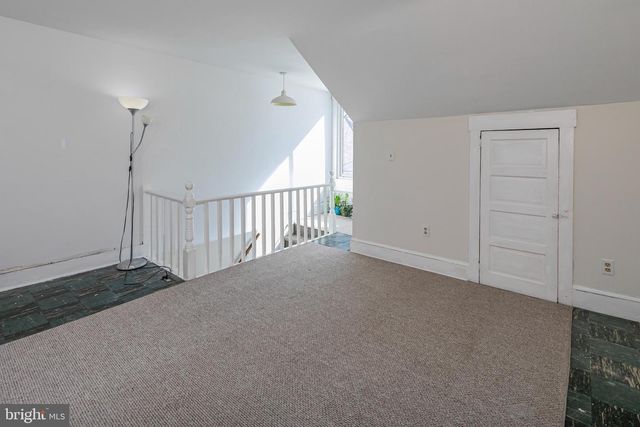 33 BREARLEY AVE, Lawrence Township, NJ 08648