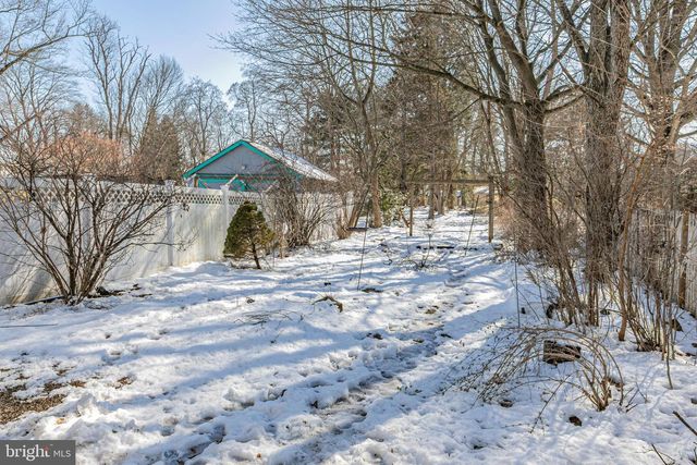 33 BREARLEY AVE, Lawrence Township, NJ 08648