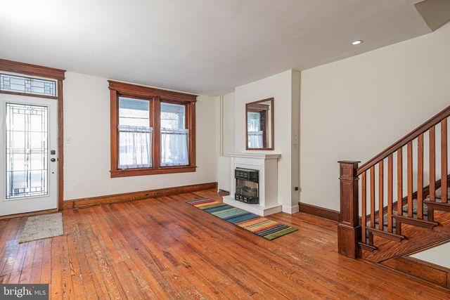 33 BREARLEY AVE, Lawrence Township, NJ 08648